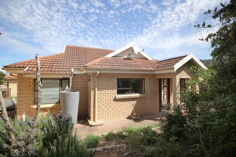 3 Bedroom Property for Sale in Hersham Western Cape